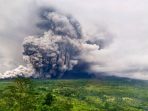 Penampakan Erupsi Gunung