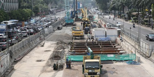 Pram Mulai Bangun Gerbang